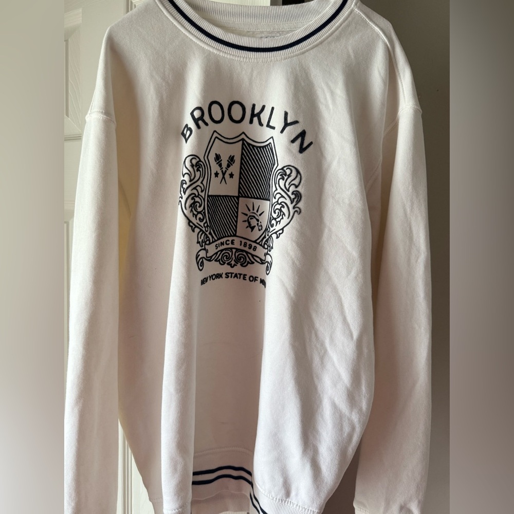 Old Navy White Crewneck Sweater with Graphic Design